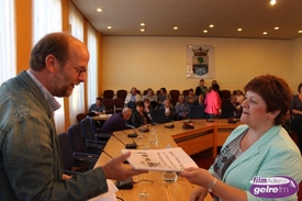 Aanbieding petitie aan wethouder Rijks over de Thuishulpzorg