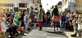 Aftrap zomerseizoen met modeshows op koopzondag 30 maart