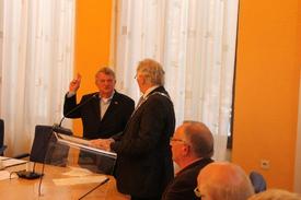 Wethouder Arnold Rots legt functie neer.