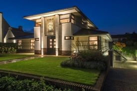 Tuin familie Teeuwsen uit Aalten wint publieksprijs Tuin van het jaar 2015