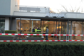 Politie doet uitgebreid onderzoek bij Rabobank Aalten