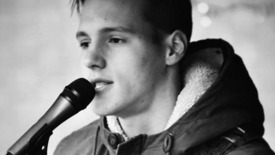 Mitch overleeft Popronde en is door bij Idols