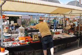 Veel belangstelling voor de Bazaar in Bredevoort.